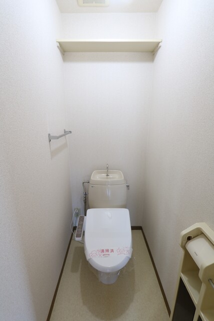 トイレ　☆衛生的な温水洗浄便座☆