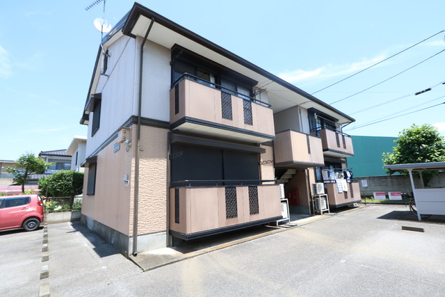 建物外観　☆近隣にコンビニがありお買い物に便利☆
