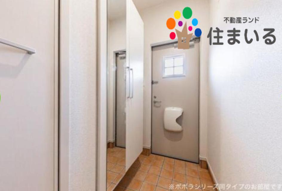 玄関　※写真は同型タイプとなります