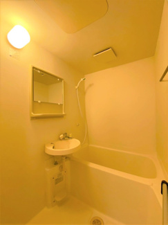 バス・シャワールーム　お風呂で日々の疲れを落としましょう