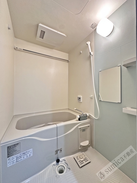 バス・シャワールーム　温水洗浄便座完備♪