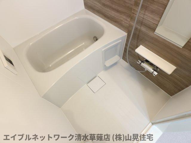 バス・シャワールーム　お風呂で日々の疲れを落としましょう