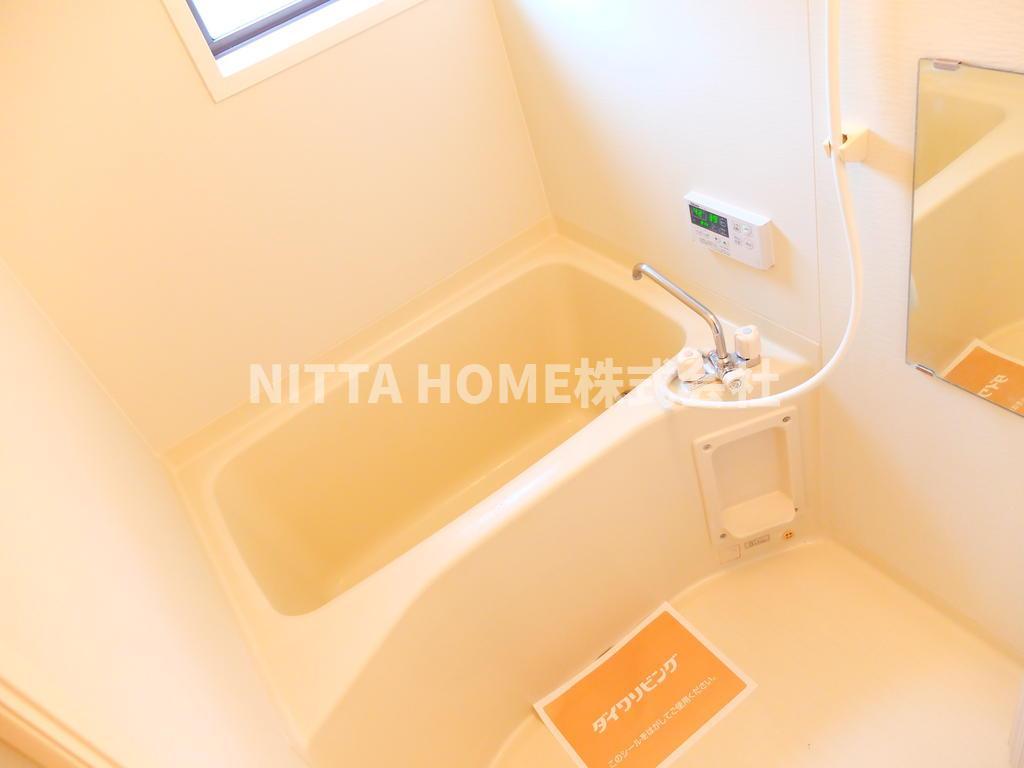 バス・シャワールーム　【同タイプ物件写真】追炊き付のお風呂は嬉しいですね☆