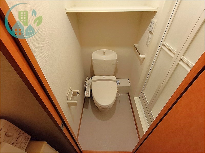トイレ　レオパレスサン六甲B（家具・家電付、仲介手数料不要）