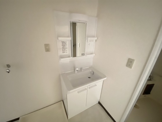 洗面設備　※別部屋の写真です