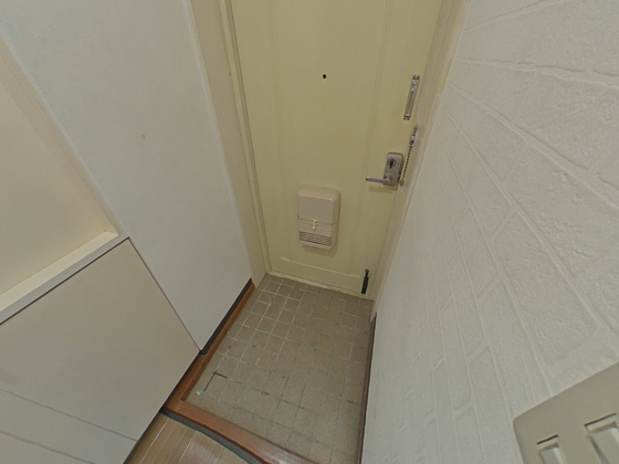 玄関　※別部屋の写真です