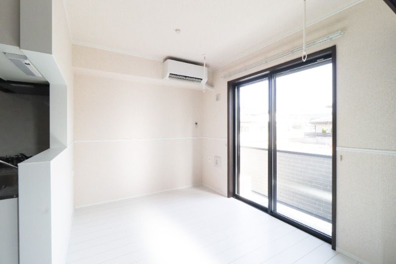 居室・リビング　図面と現状に相違がある場合には現状を優先