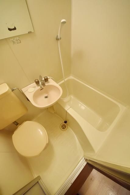 バス・シャワールーム　バスです♪