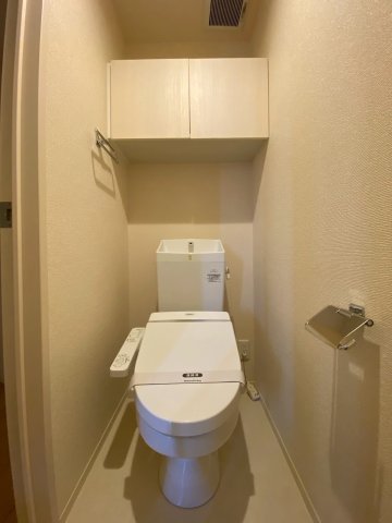 トイレ　シンプルで使いやすいトイレです