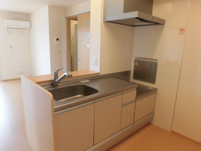 キッチン　同物件別部屋イメージ