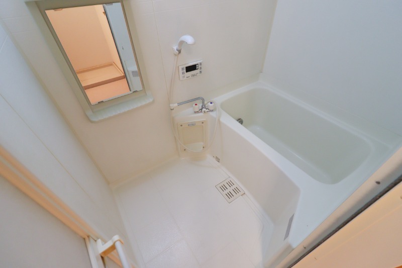 バス・シャワールーム　図面と現状に相違がある場合には現状を優先