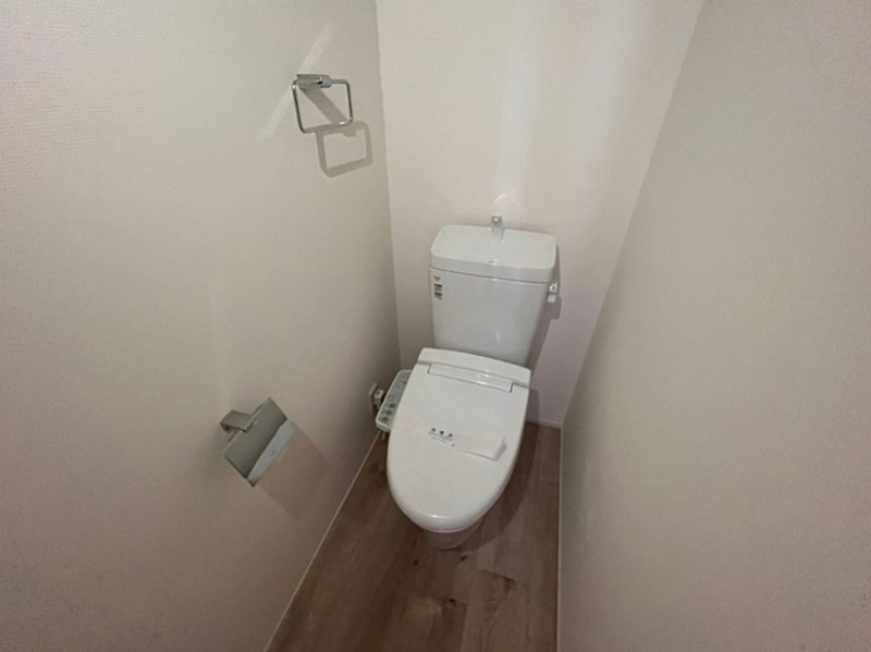 トイレ　別部屋参考