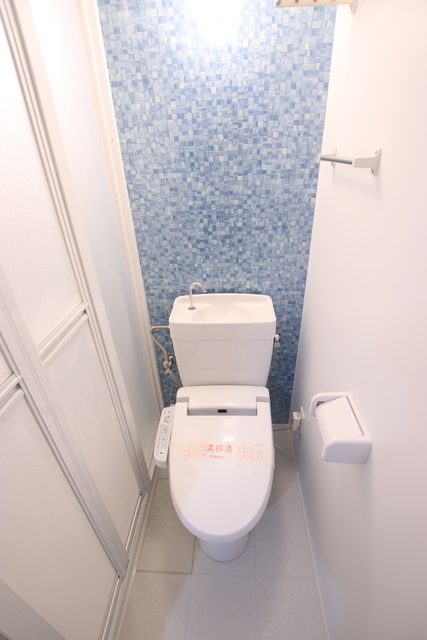 トイレ　★洗浄便座付きトイレとなっております★