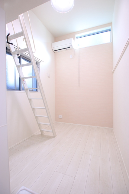 居室・リビング　※照明は設備ではありません