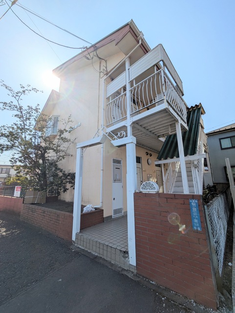 建物外観　東武鉄道東上線「霞ヶ関」駅　徒歩１４分！