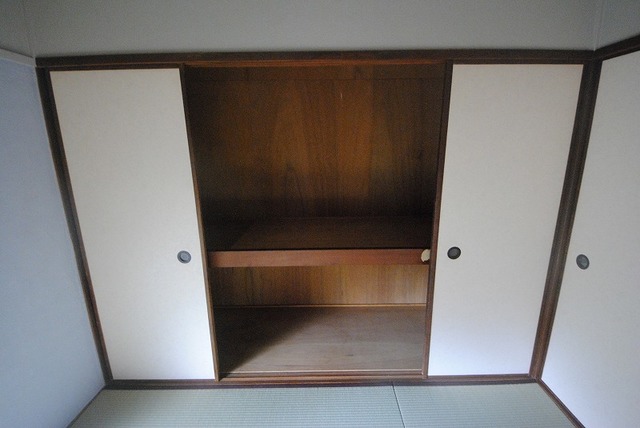 収納　写真は２０５号室