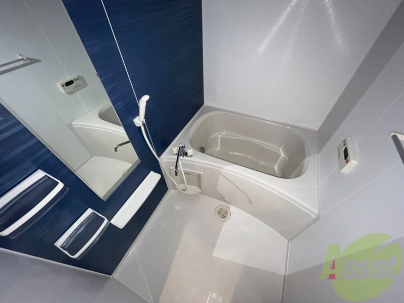 バス・シャワールーム　バスルームは１日の疲れをいやす場所です。。