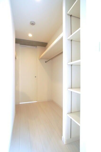 収納　写真は同タイプ住居です。