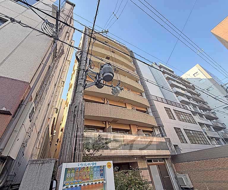 バルコニー　日当たりの良いバルコニー。