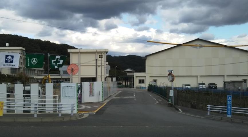 小学校　浜坂小学校（小学校）まで848m