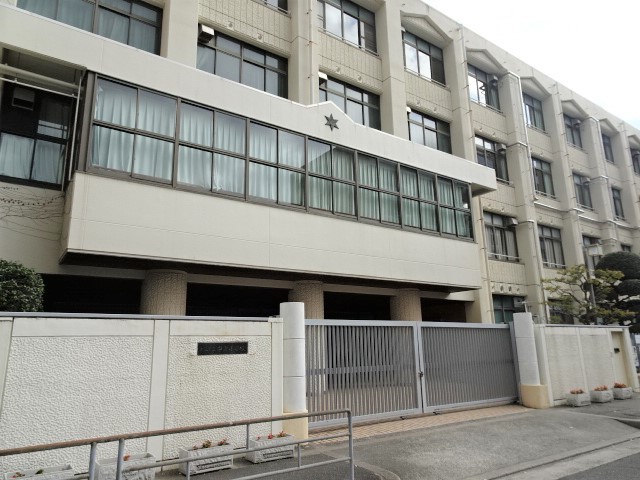 小学校　中津小学校（小学校）まで5534m