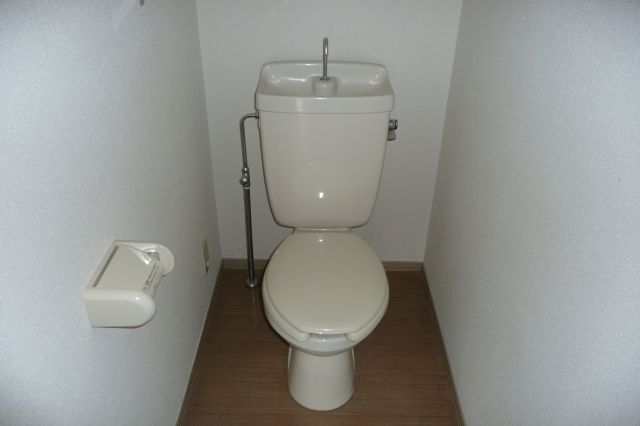 トイレ　トイレもきれいです