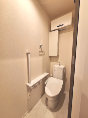 トイレ　ライフリズムセンサー付き