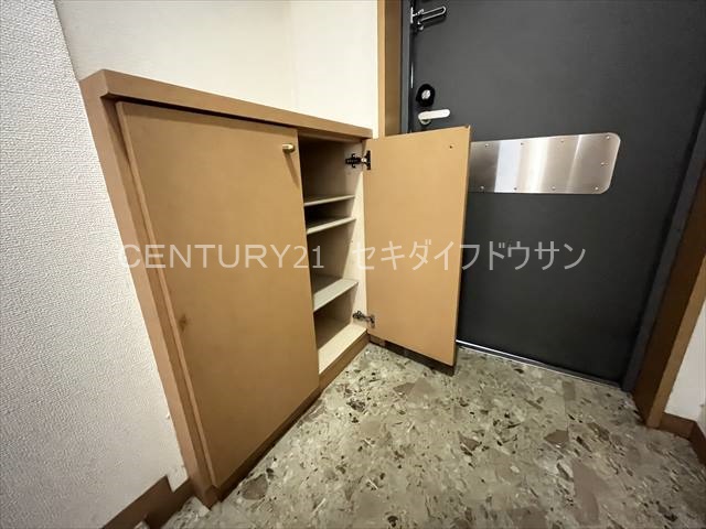 玄関　シューズボックス有り