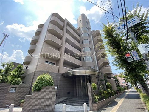 建物外観　オートロック・防犯カメラ完備