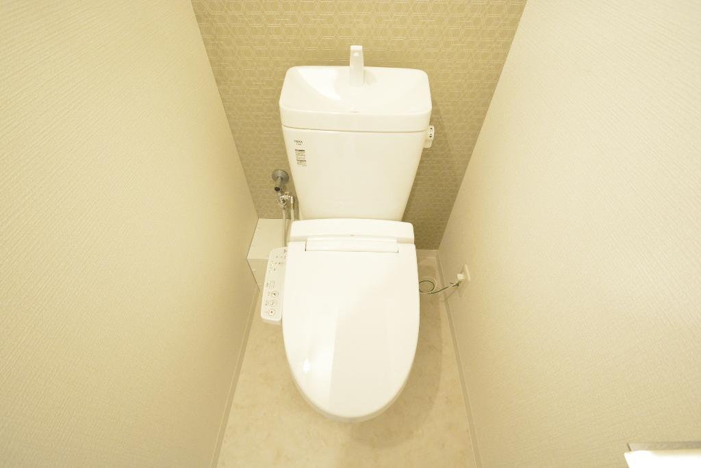 トイレ　シャワー付トイレ