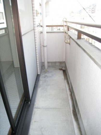 バルコニー　※別部屋の写真です
