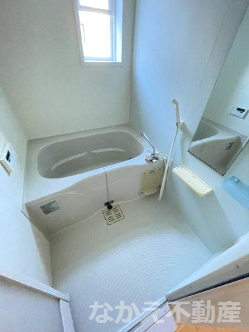 バス・シャワールーム　ゆったり過ごせるお風呂です