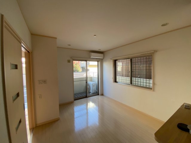 居室・リビング　サンパレッタ