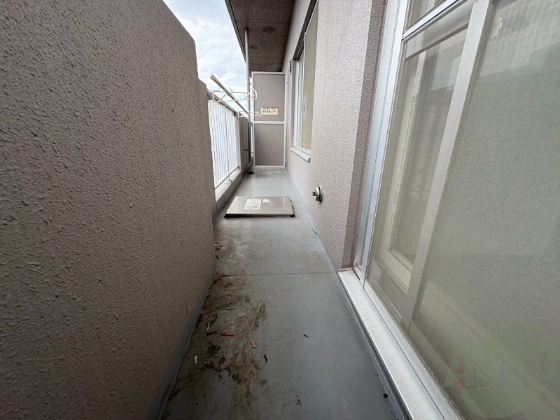 バルコニー　バルコニーが付いていますので一息ついてみてはいかがですか。