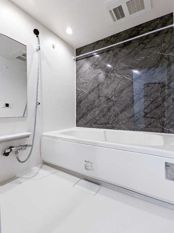 バス・シャワールーム　図面と現状に相違がある場合には現状を優先