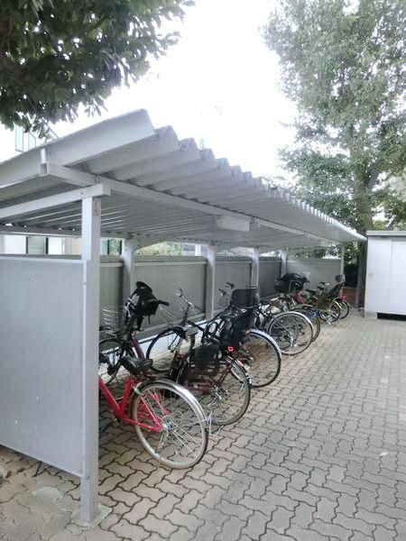 駐車場　★駐輪場★