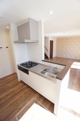 キッチン　※同タイプの写真です