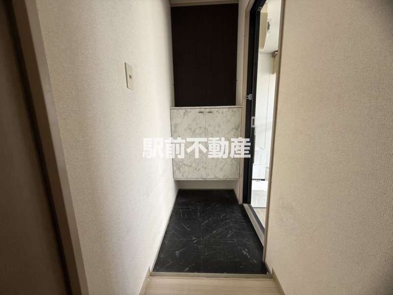 玄関　靴箱付です♪