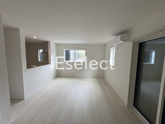 居室・リビング　広々16.5帖のリビング♪家具の配置もしやすい間取りです