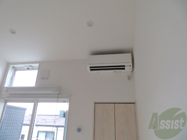 その他設備　ピカピカのエアコンが付いていました。寒暖対策ばっちり。