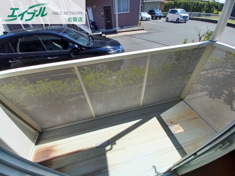 バルコニー　同物件別室の写真です。