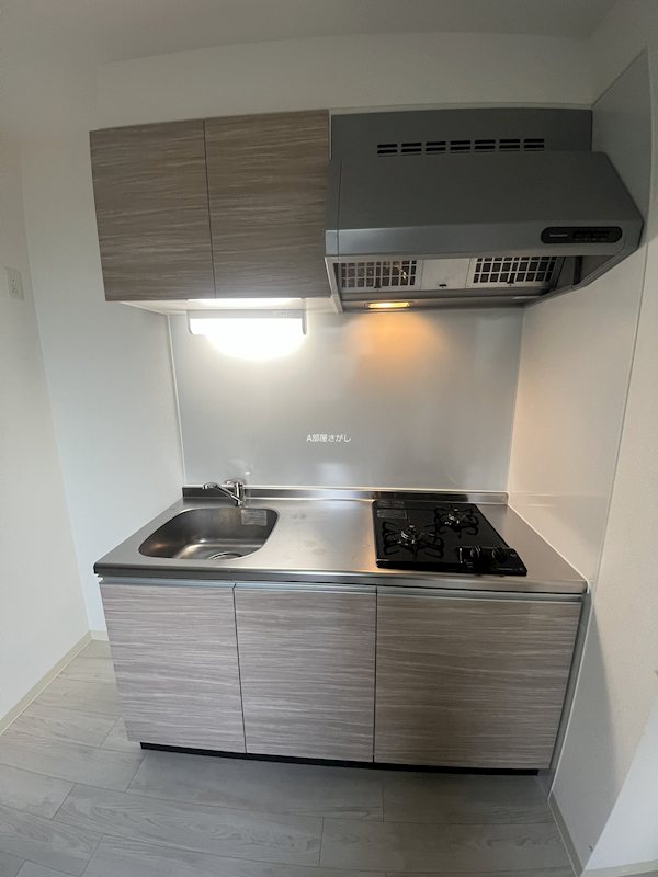 キッチン　※同一物件別部屋写真