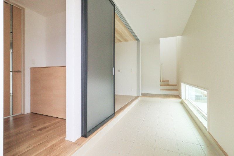 玄関　図面と現状に相違がある場合には現状を優先