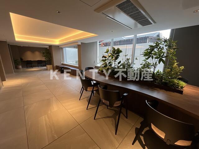 ロビー　ゆとりのあるロビーです