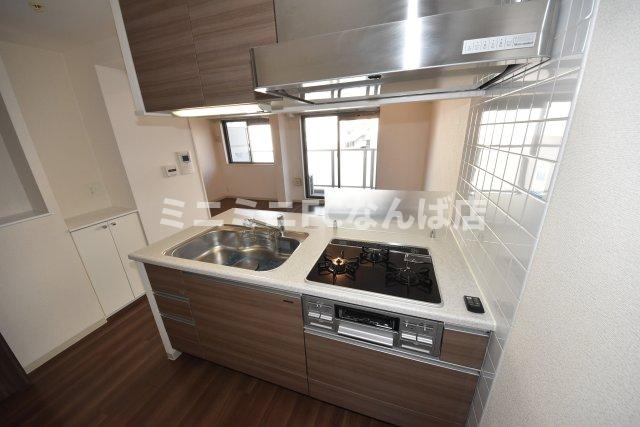 キッチン　色は現状有姿です