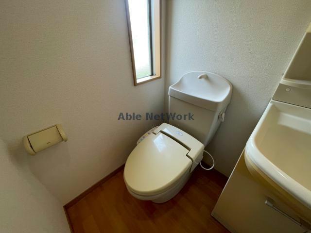 トイレ　別部屋参考写真