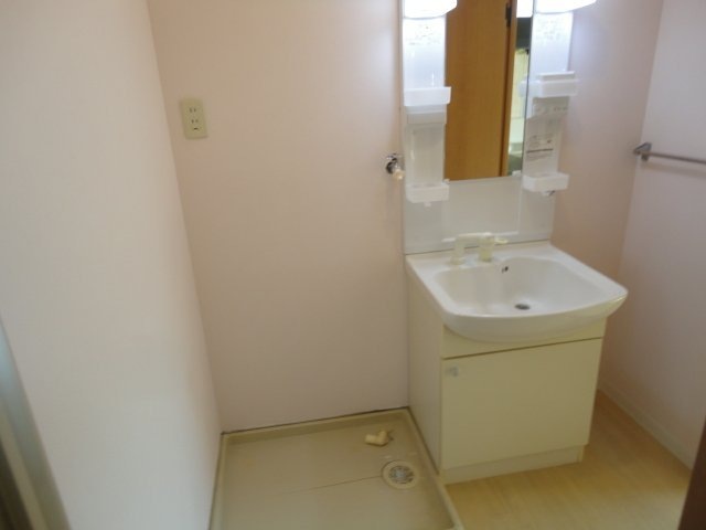 洗面設備　洗髪洗面化粧台