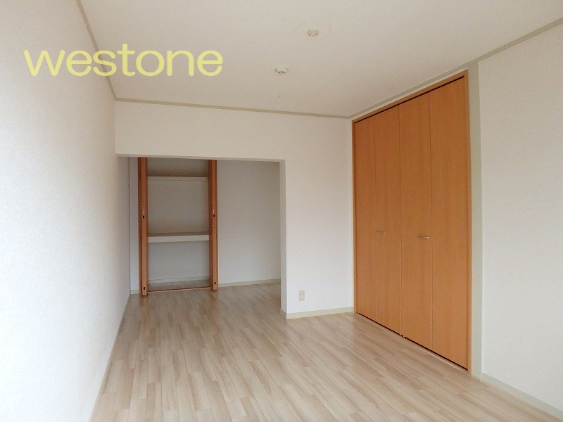 居室・リビング　収納２ヶ所