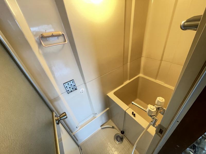 バス・シャワールーム　浴室