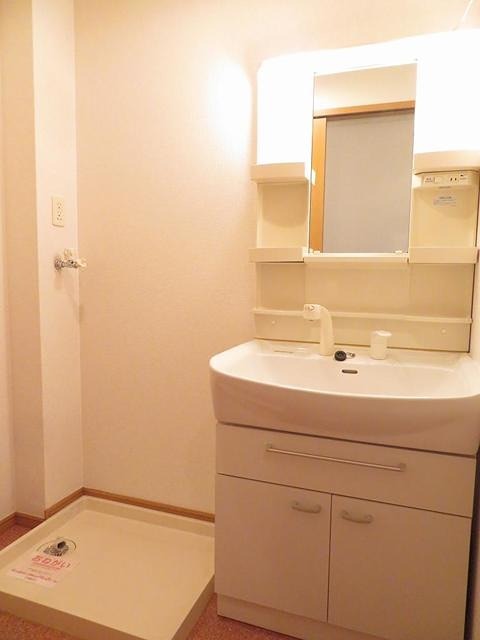 洗面設備　洗髪洗面台です。